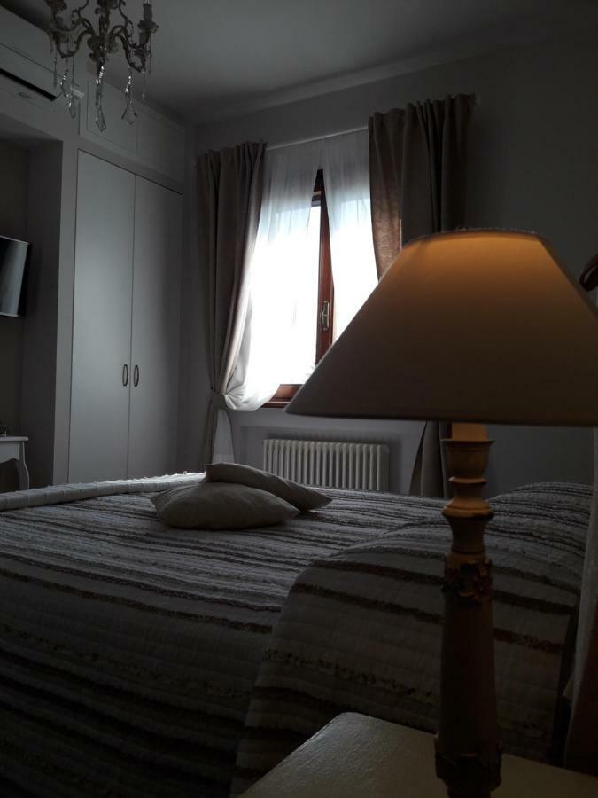 Casavittorio Bed & Breakfast San Giovanni In Marignano Exterior photo