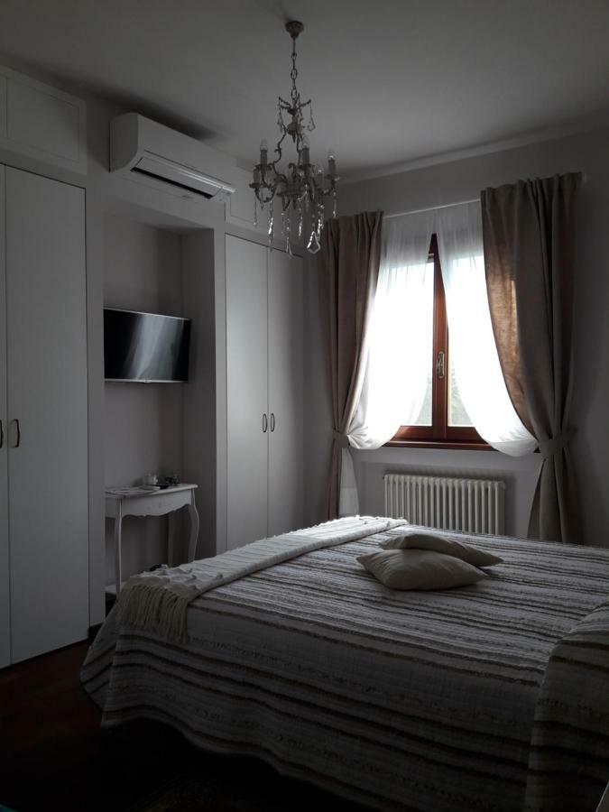 Casavittorio Bed & Breakfast San Giovanni In Marignano Exterior photo